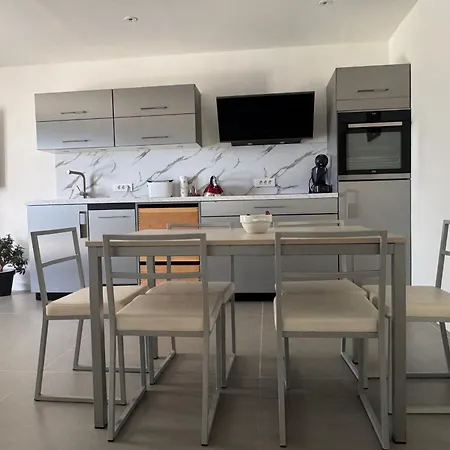 Apartment Lukas 2- Icici- Pool, Gym, Near Opatija